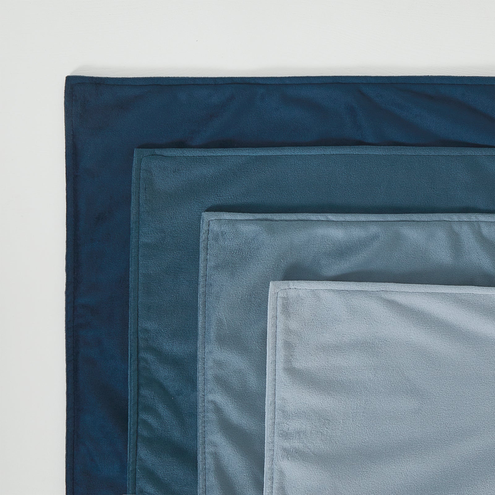 Topfinel Square Velvet Gradient Pillow Cover Set Of 4