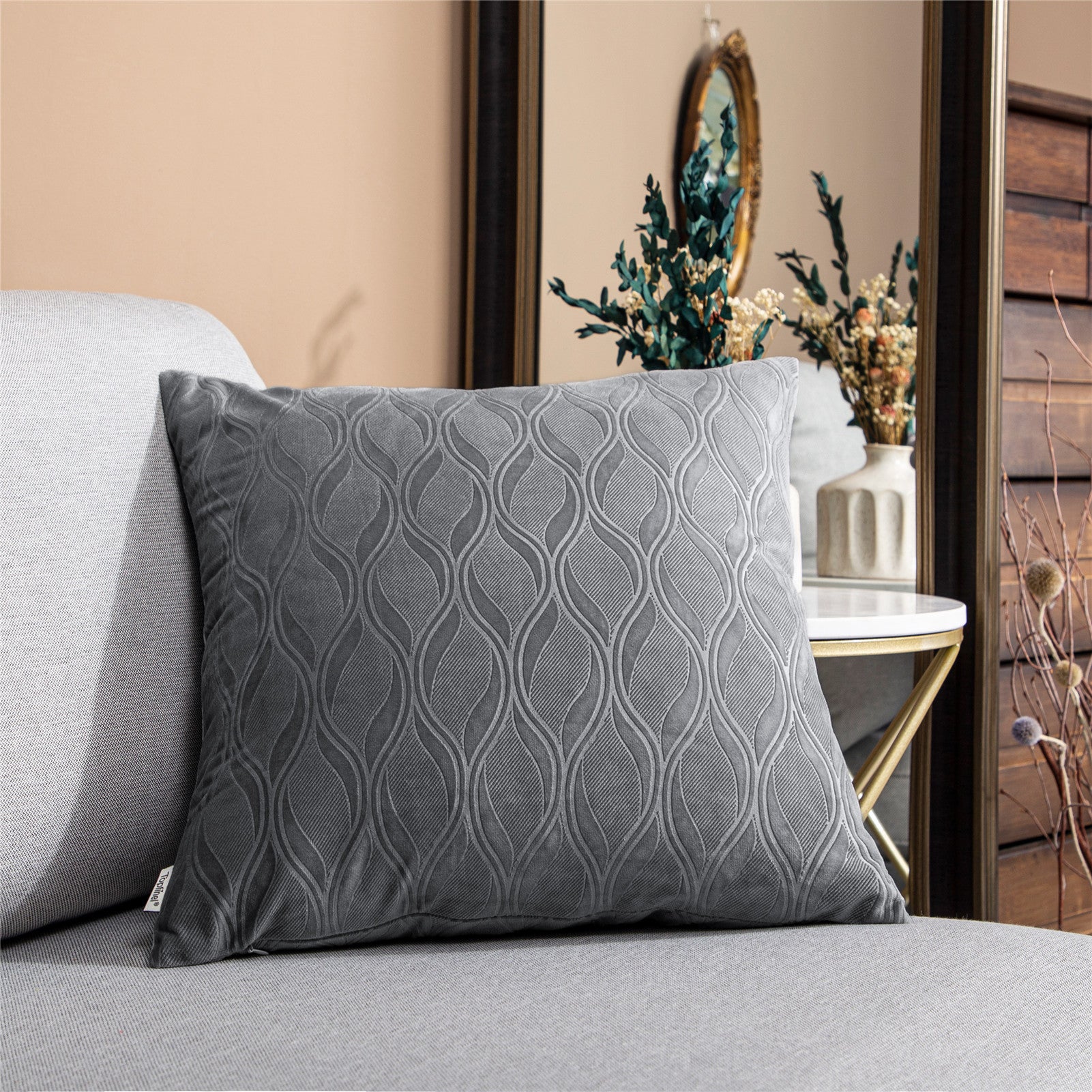 Velvet Solid Color Pillow Cover with Wave Pattern