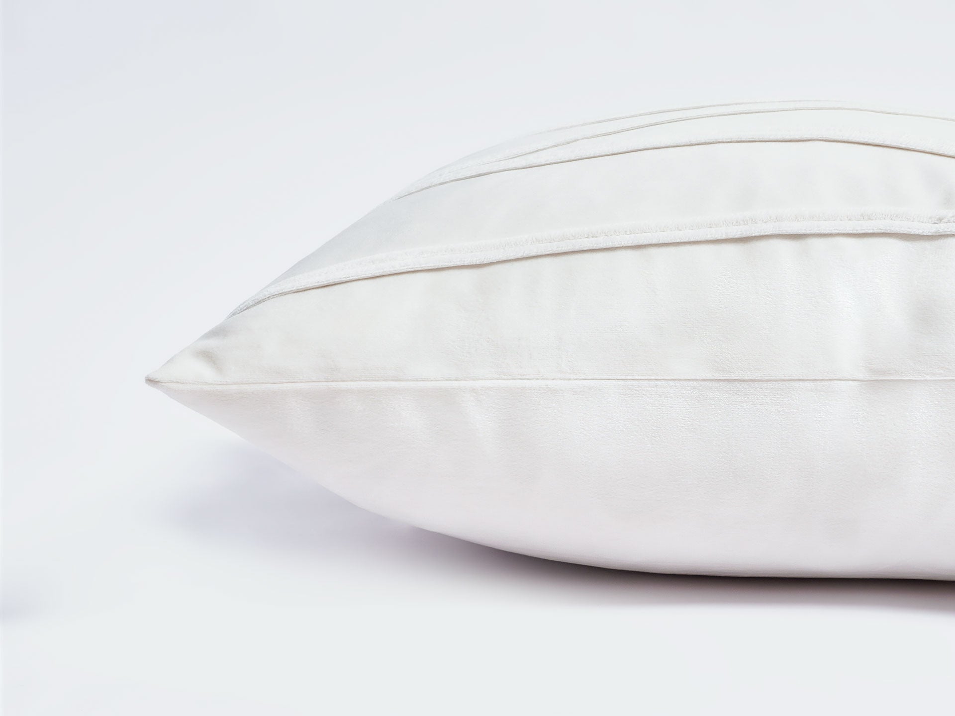 Soft Velet White Decorative Throw Pillow Covers